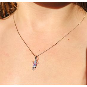 Pingente-Menino-com-Zirconias-Azul-Pink-e-Roxa-em-Prata-e-Rodio Pingente-Menino-com-Zirconias-Azul-Pink-e-Roxa-em-Prata-e-Rodio