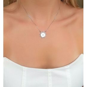 GargantilhaNossaSenhoracomZirconiasBrancasemPratacomRodio GargantilhaNossaSenhoracomZirconiasBrancasemPratacomRodio